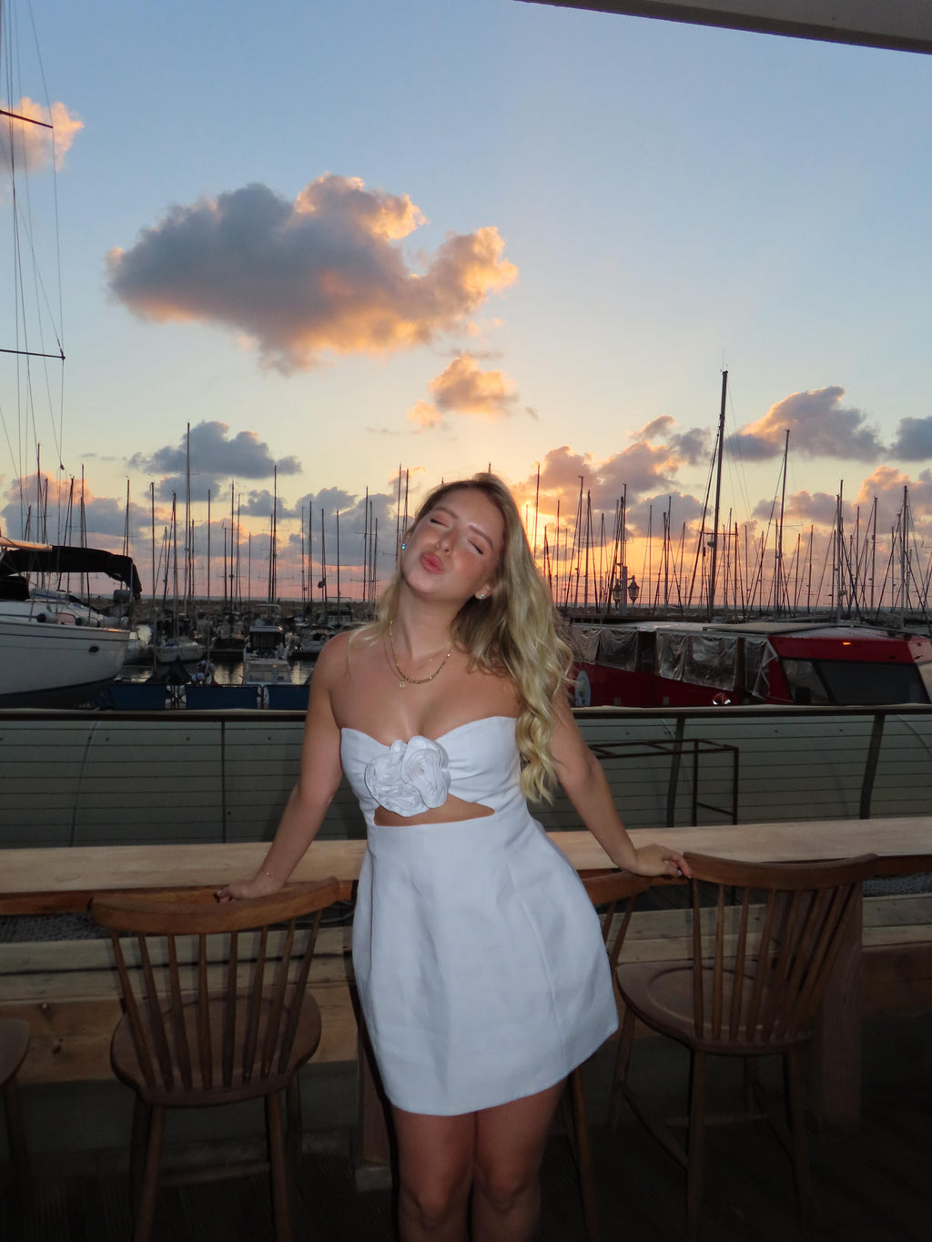 שמלת היילי לבנה