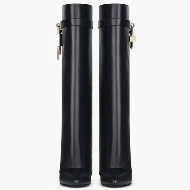 מגף ברנדי שחור